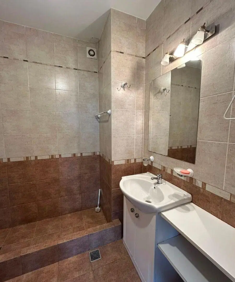 Alquiler departamento 2 ambientes SIN EXPENSAS Caseros 5