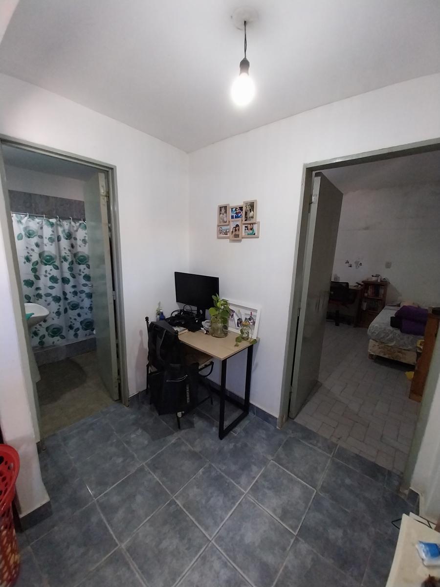 3 Departamentos en Venta en G. de Laferrere 4