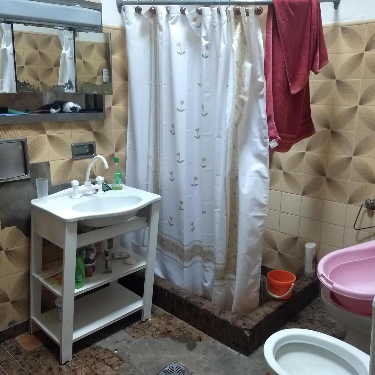 Foto de CASA CON LOCAL en venta en Centro de G. de Laferrere, imagen 5