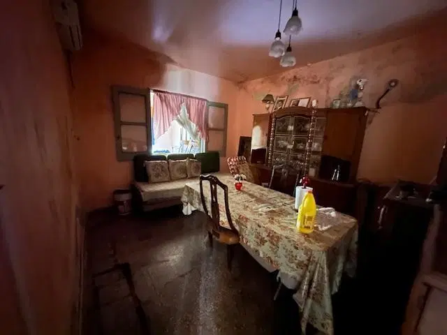 Casa en venta en centro de Gregorio de Laferrere 4