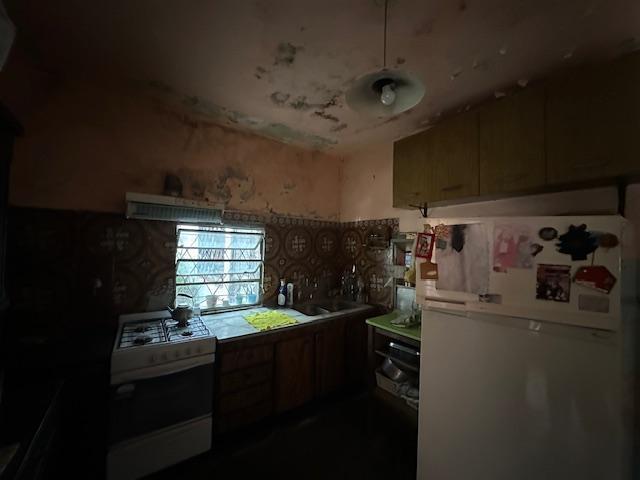 Foto de Casa en venta en centro de Gregorio de Laferrere, imagen 2