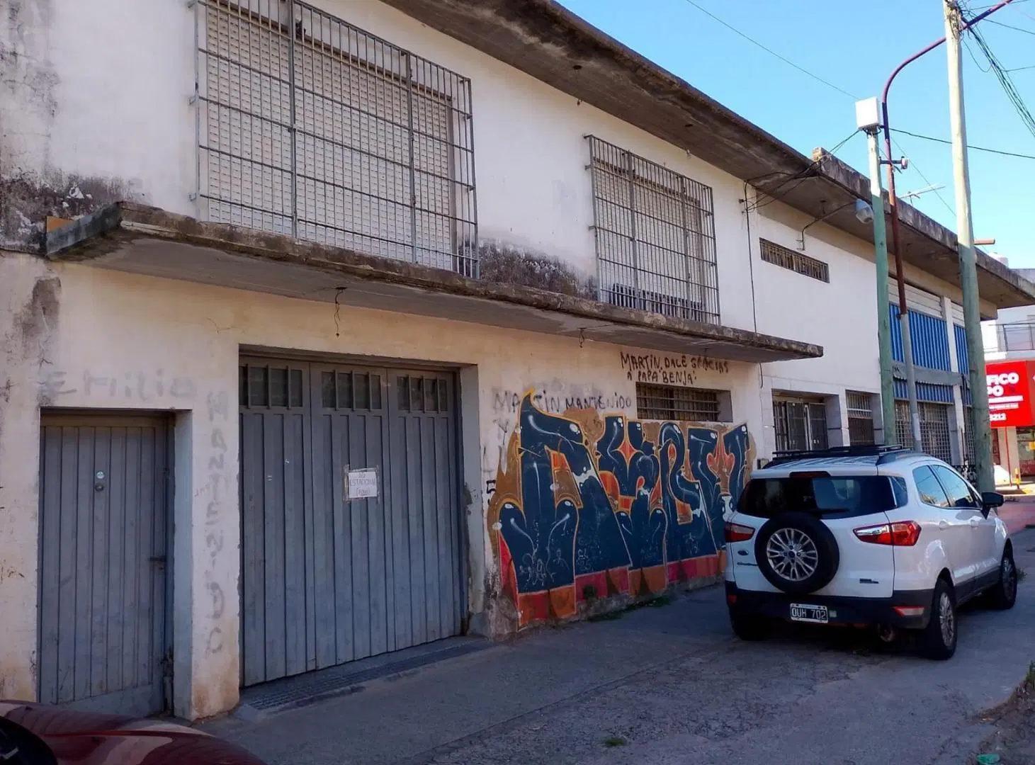 Excelente Local Comercial  en alquiler en G. Laferrere 2