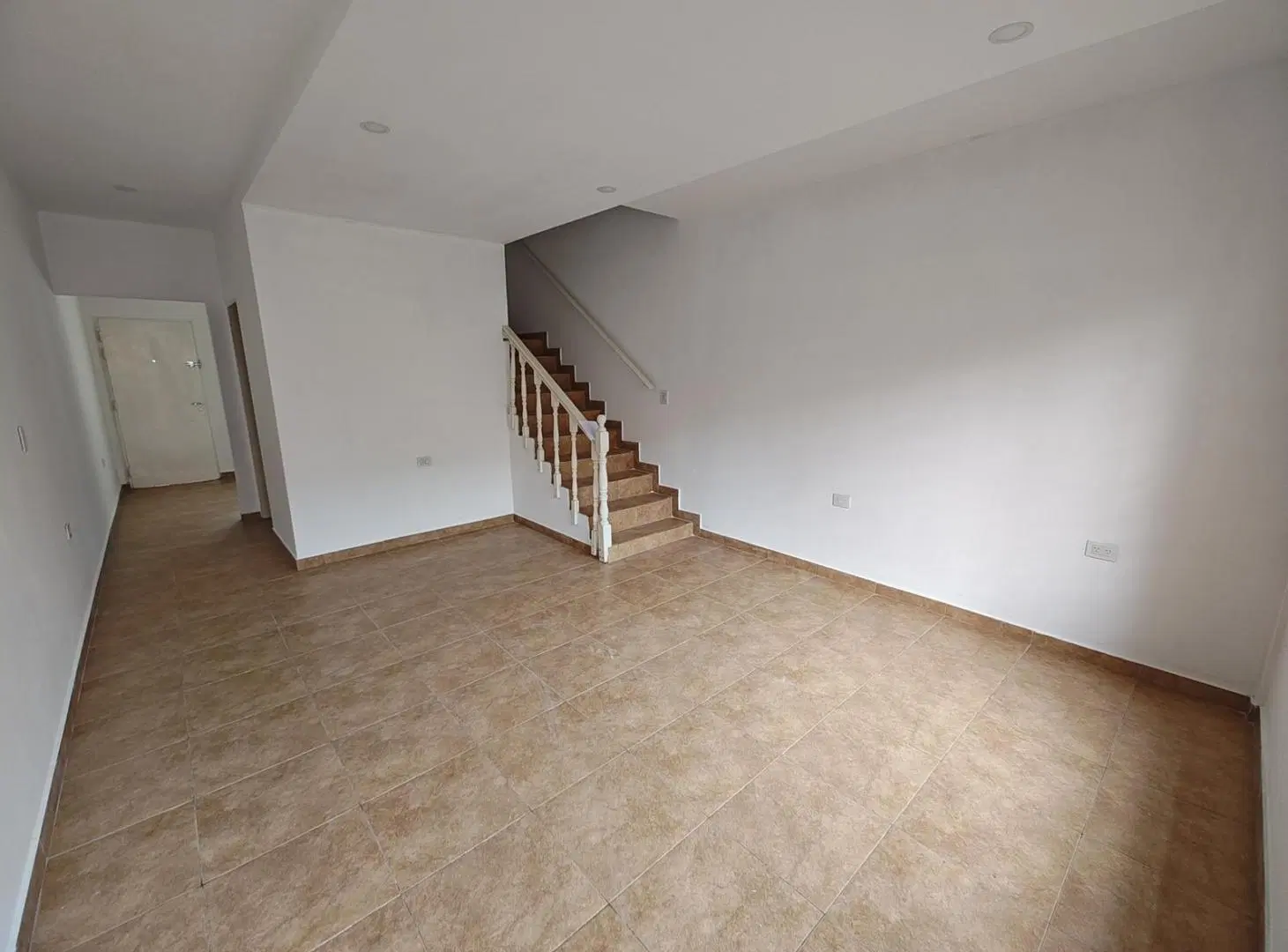 Duplex en alquiler en centro de G. de Laferrere 4