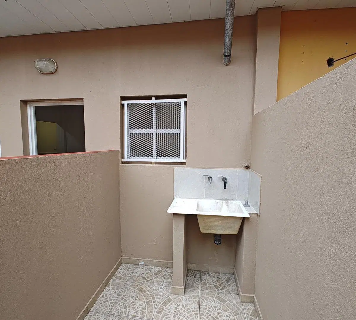 Excelente departamento en centro de Laferrere a 200 mts de Av. Luro 2