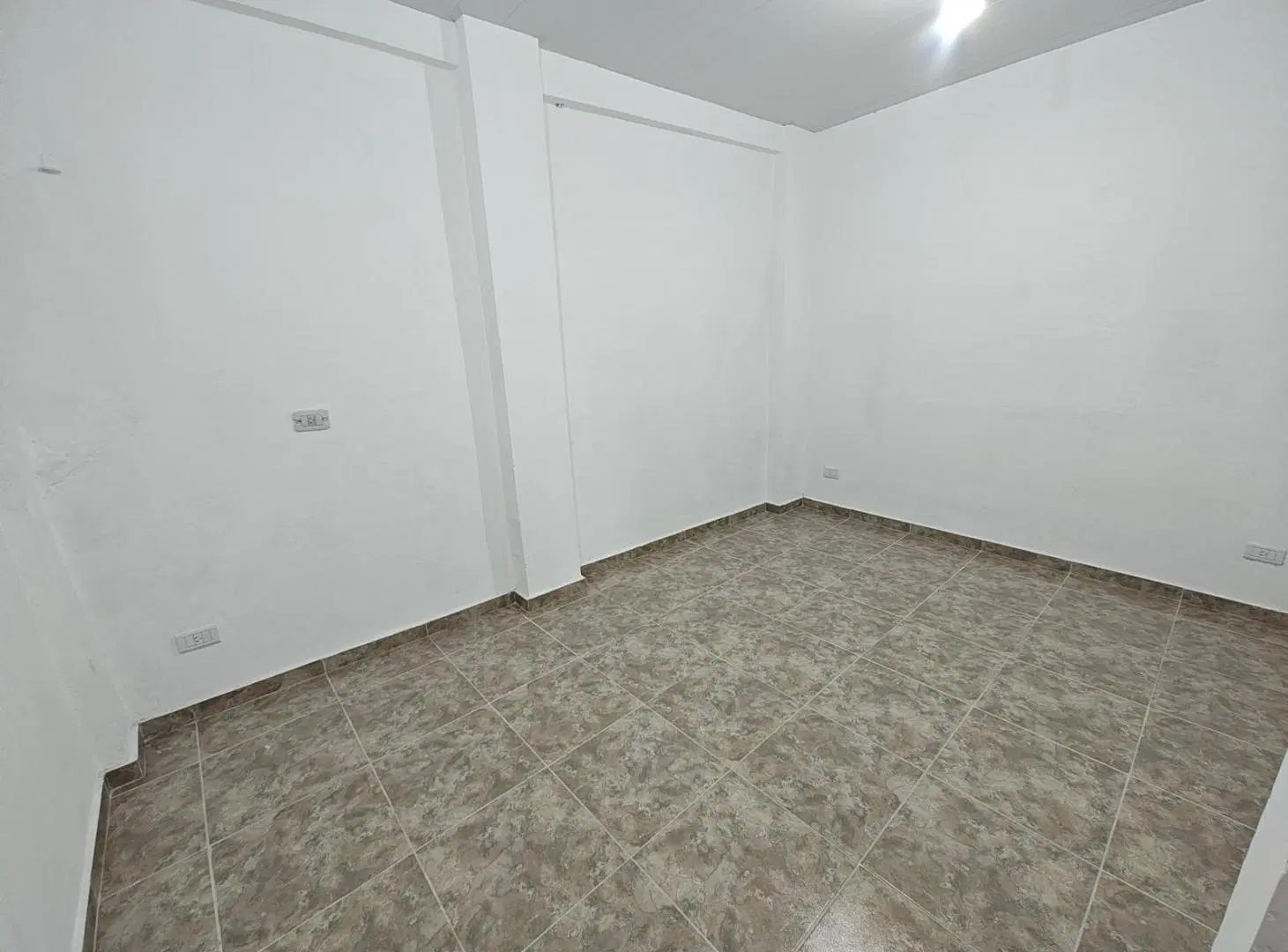Departamento en alquiler en G. de Laferrere 3
