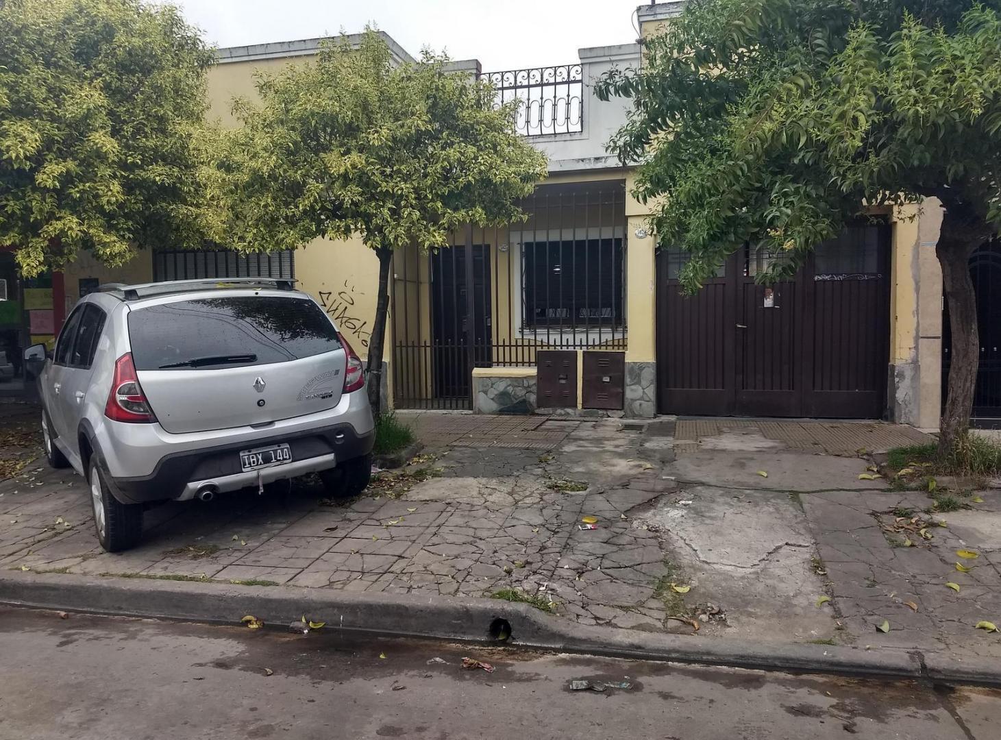Foto de CASA con LOCAL en venta en Centro de G. de Laferrere, imagen 2