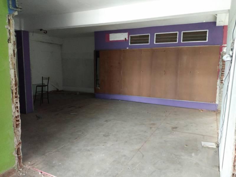 Foto de Excelente propiedad comercial en venta en Centro de G. de Laferrere, imagen 3