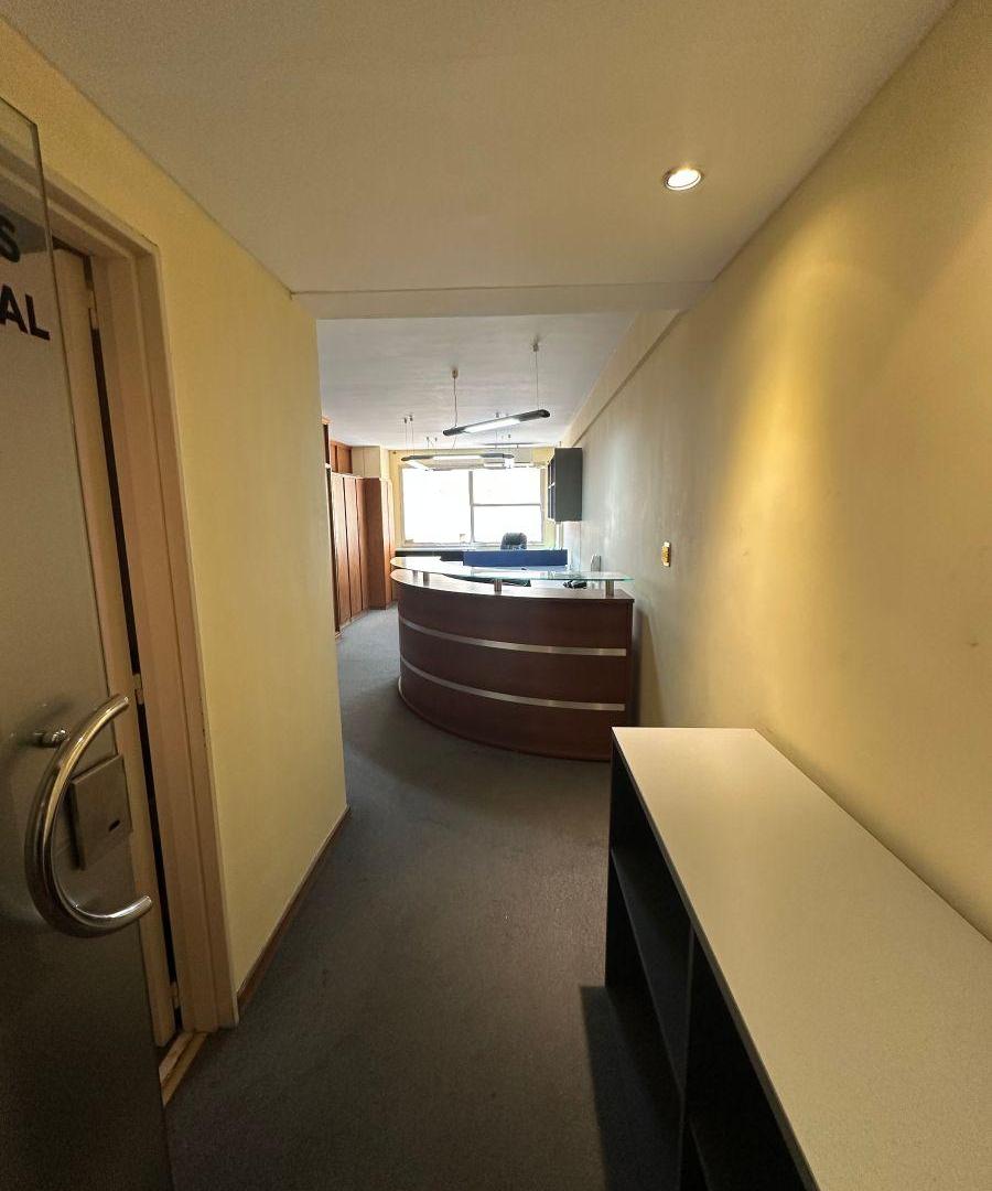 Oficina en alquiler en Monserrat 40m2