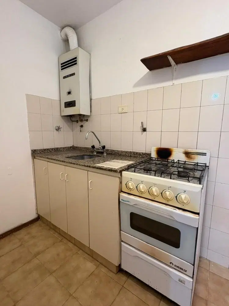 SE ALQUILA DEPARTAMENTO EN BARRIO ALBERDI 3