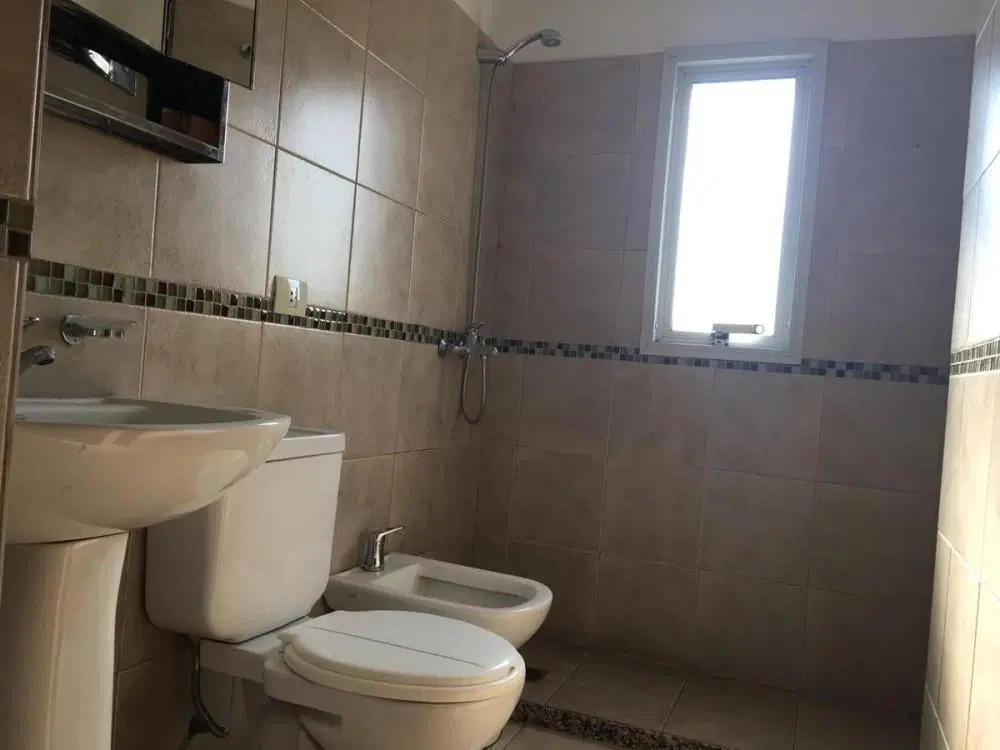 SE ALQUILA DEPARTAMENTO EN CALLE CHACO BARRIO ALBERDI 2