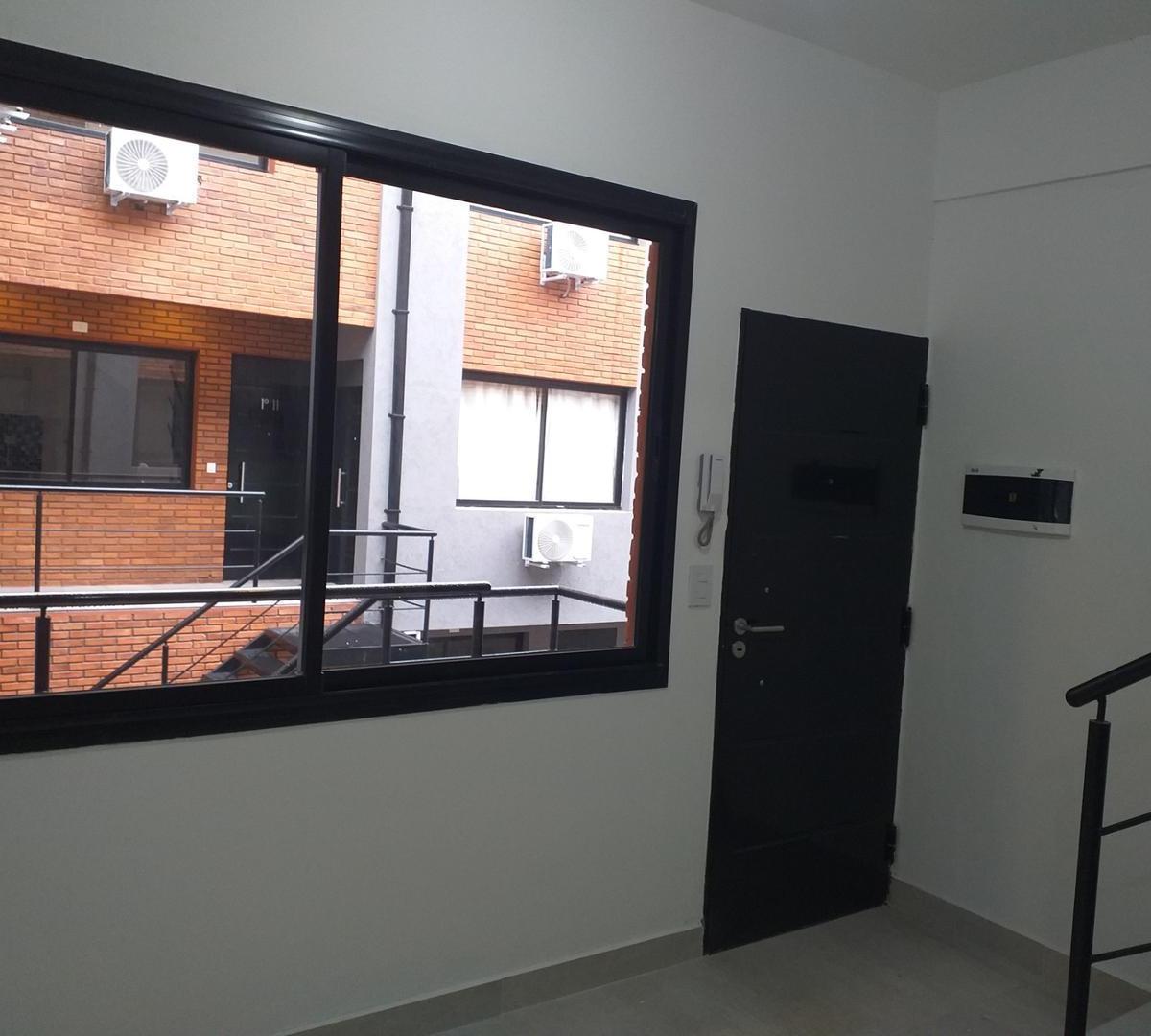 Departamento 2 Ambientes con Cochera Lanus Este 4