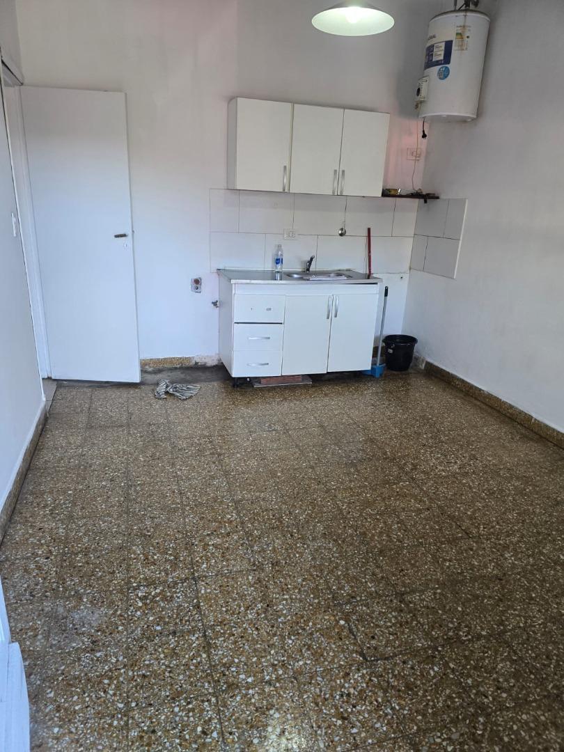 Foto de Alquiler Casa PH 2 ambientes Remedios de Escalada, imagen 4