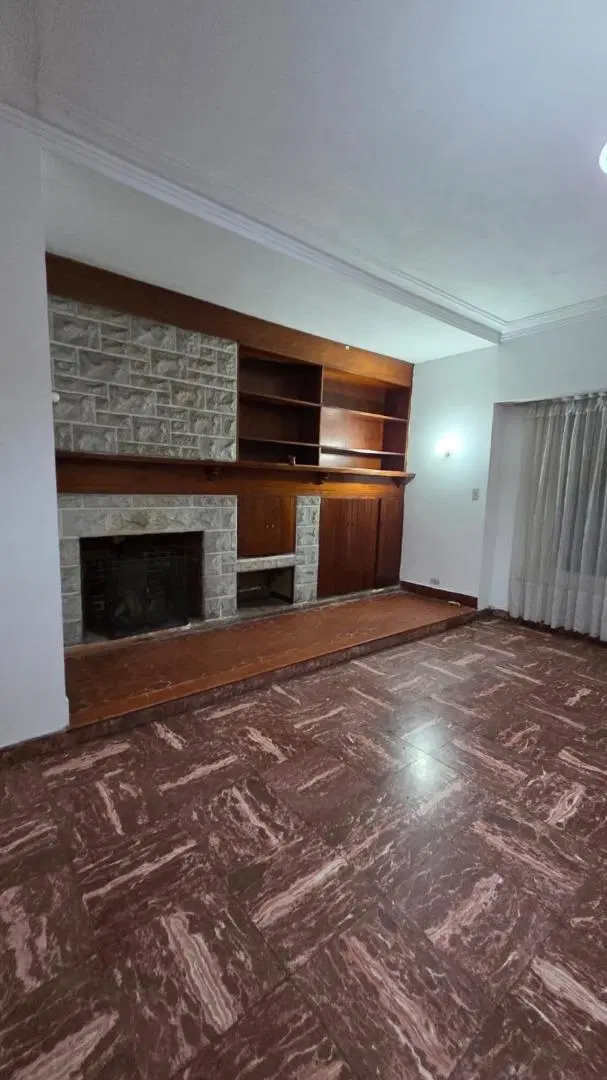 Venta Chalet 7 Ambientes Adrogue. 5