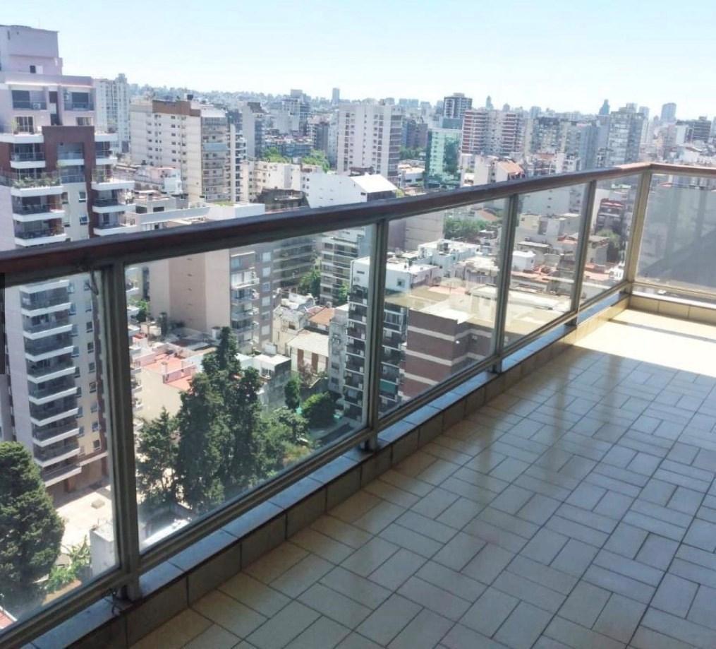 Semipiso de 200 m² con 3 dormitorios con cochera, dependencia y balcón aterrazado
Villa Urquiza