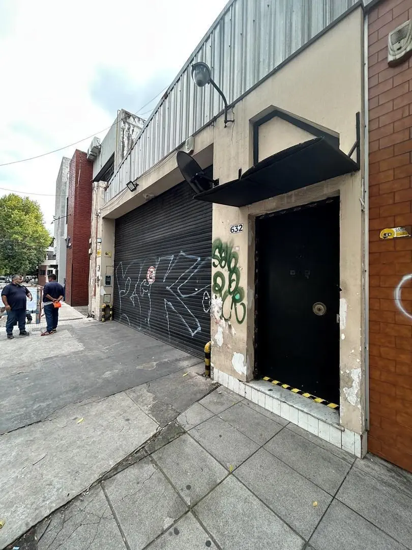 Depósito Galpón  en Alquiler en Villa Ortúzar, Capital Federal, Buenos Aires 2