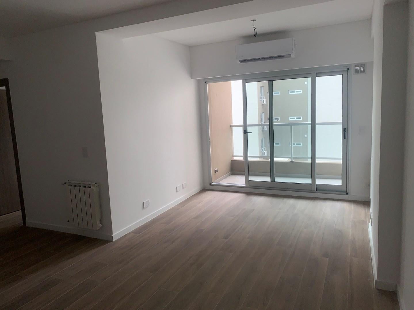 Foto de Venta 3 ambientes con patio - Lomas de Nuñez, imagen 2