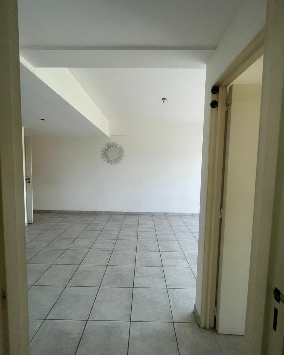 Foto de VENTA DEPARTAMENTO DE 2 AMBIENTES - JOSÉ MARMOL, imagen 4