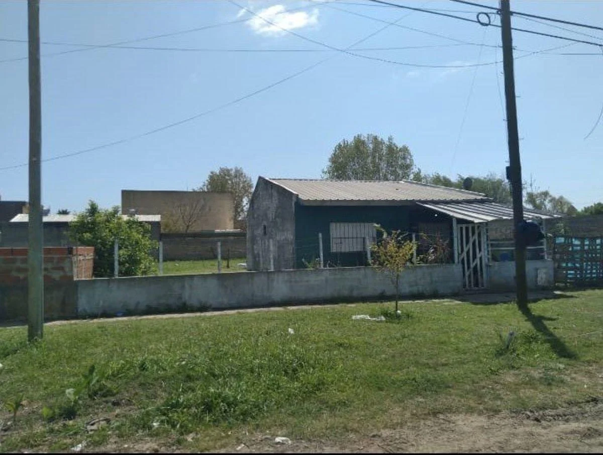 CASA EN VENTA Y ALQUILER EN GLEW