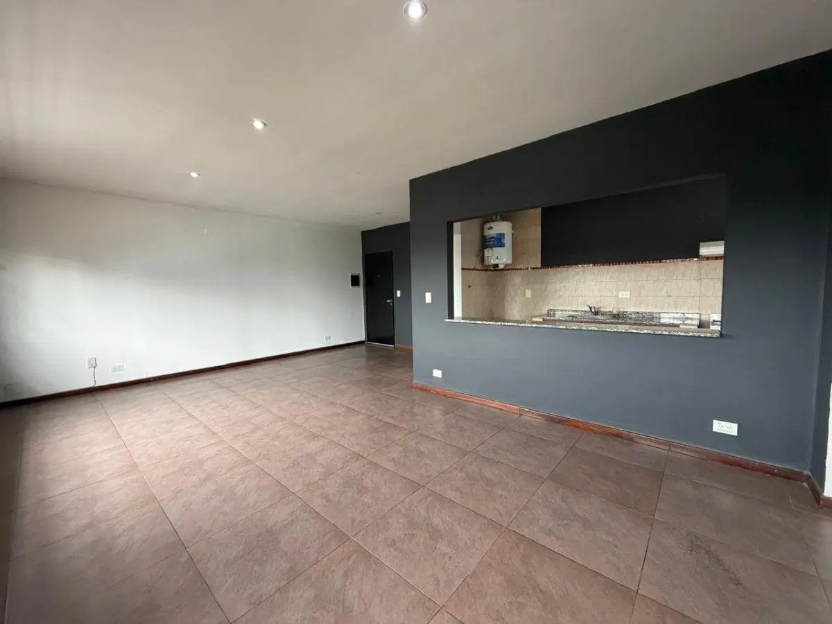 ALQUILER DEPARTAMENTO-EXCELENTE UBICACIÓN-EN GUERNICA 3