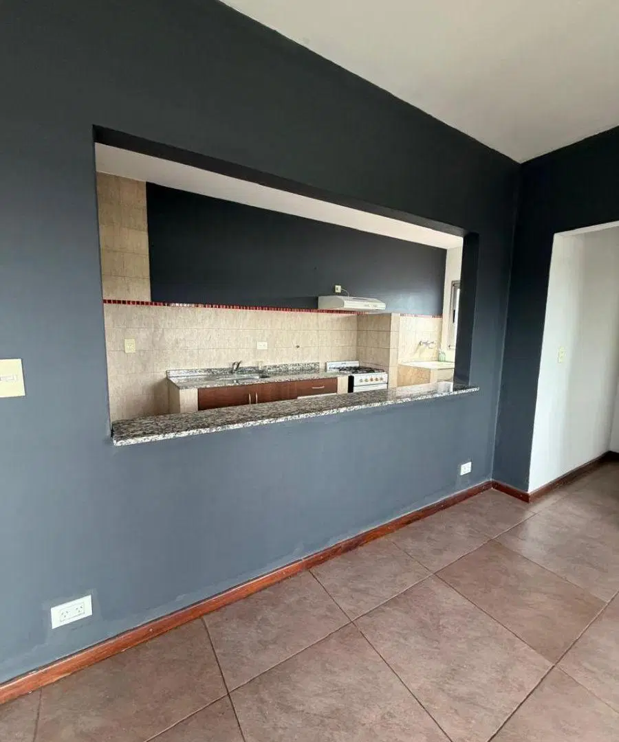 ALQUILER DEPARTAMENTO-EXCELENTE UBICACIÓN-EN GUERNICA 5