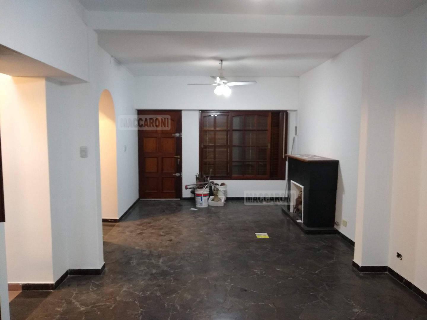 Venta de Casa 4 AMBIENTES en Liniers, Capital Federal,