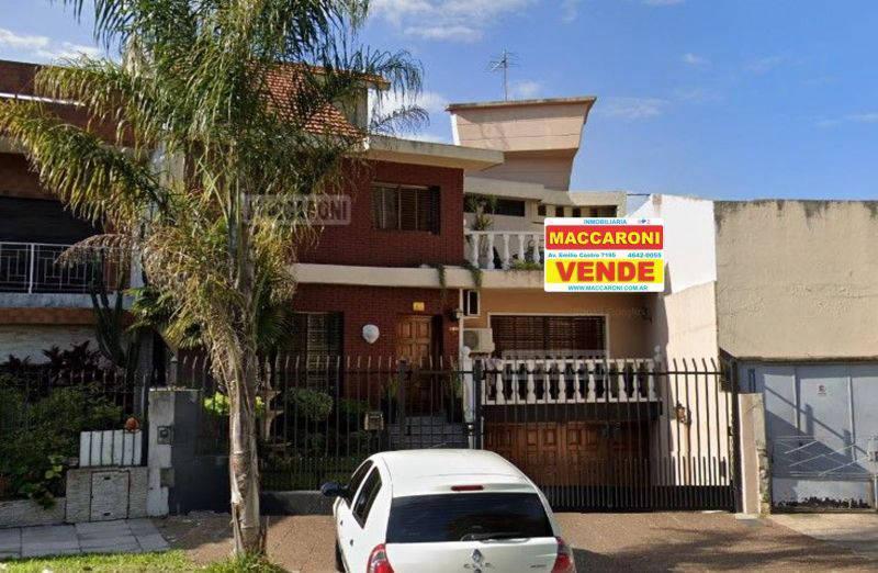 Casa 5 ambientes. | AV GENERAL PAZ al 11800
