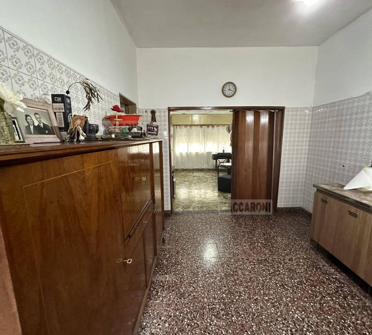Casa 3 ambientes. | PERIBEBUY al 100