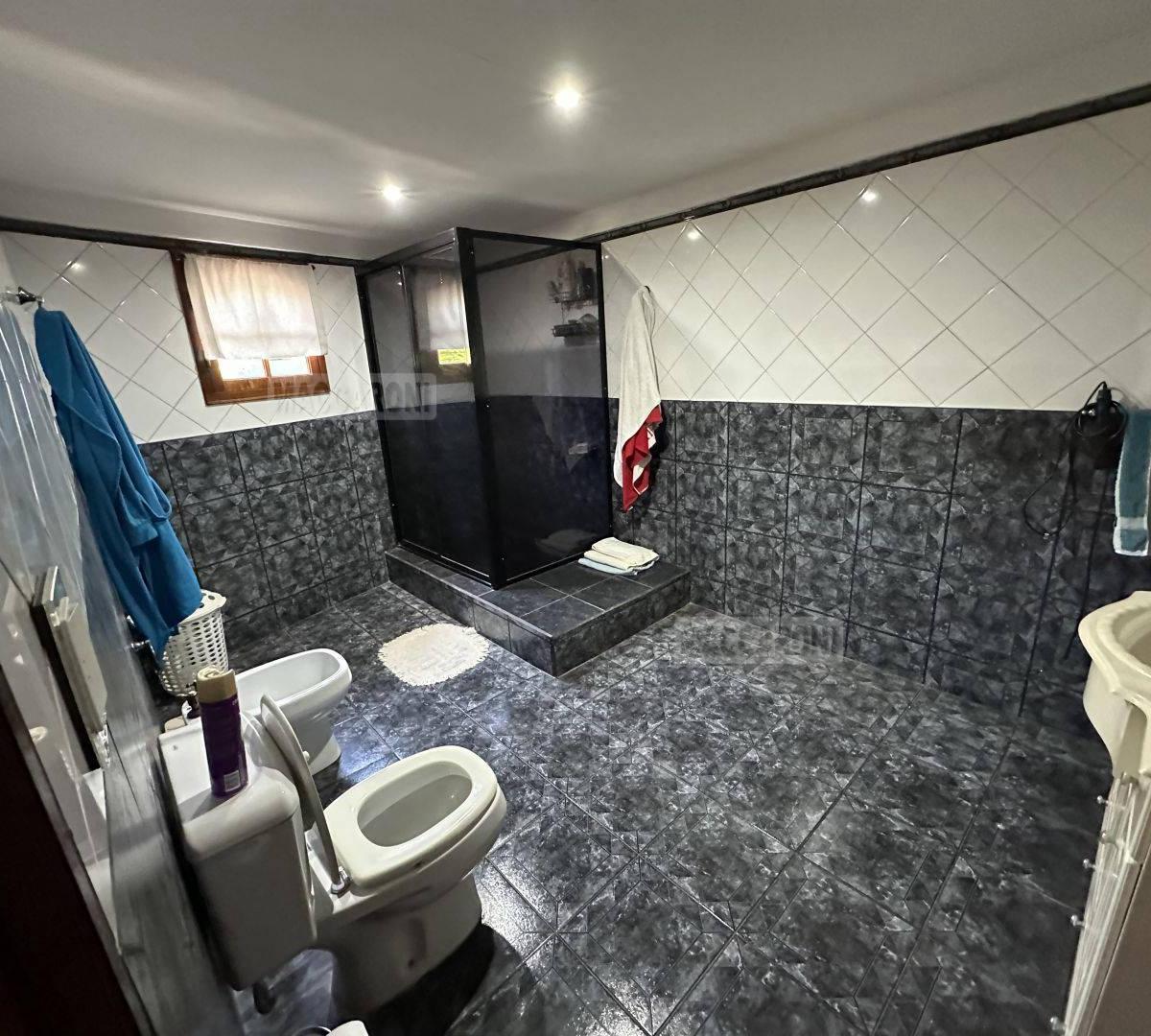 Casa 6 Ambientes. | Oliden Al 100 5