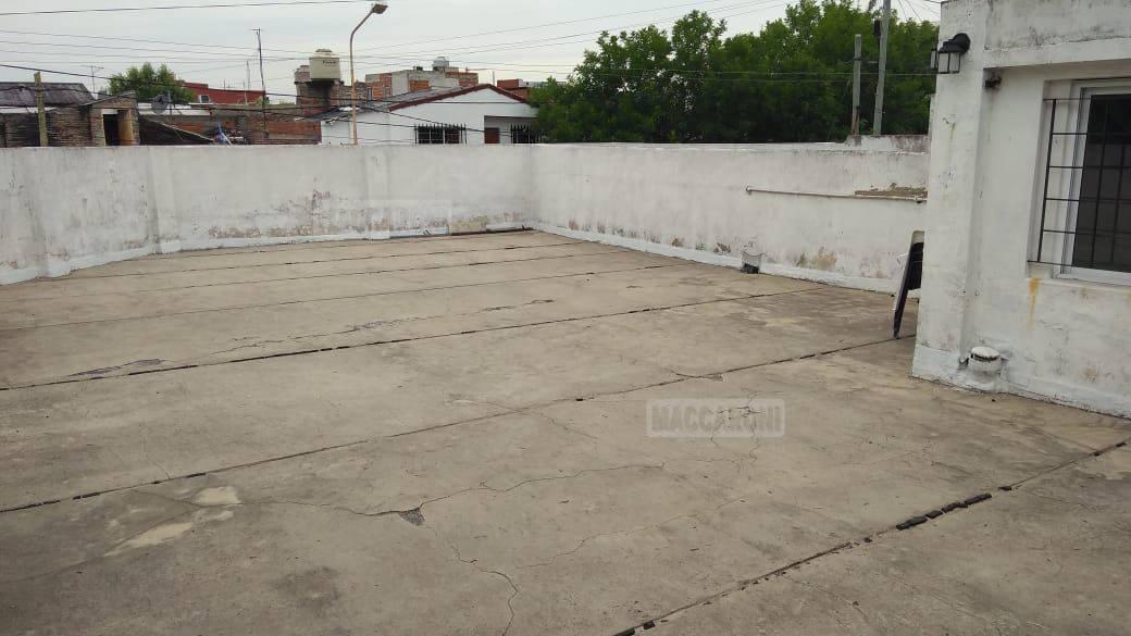 Casa 3 ambientes. | IBARROLA al 200