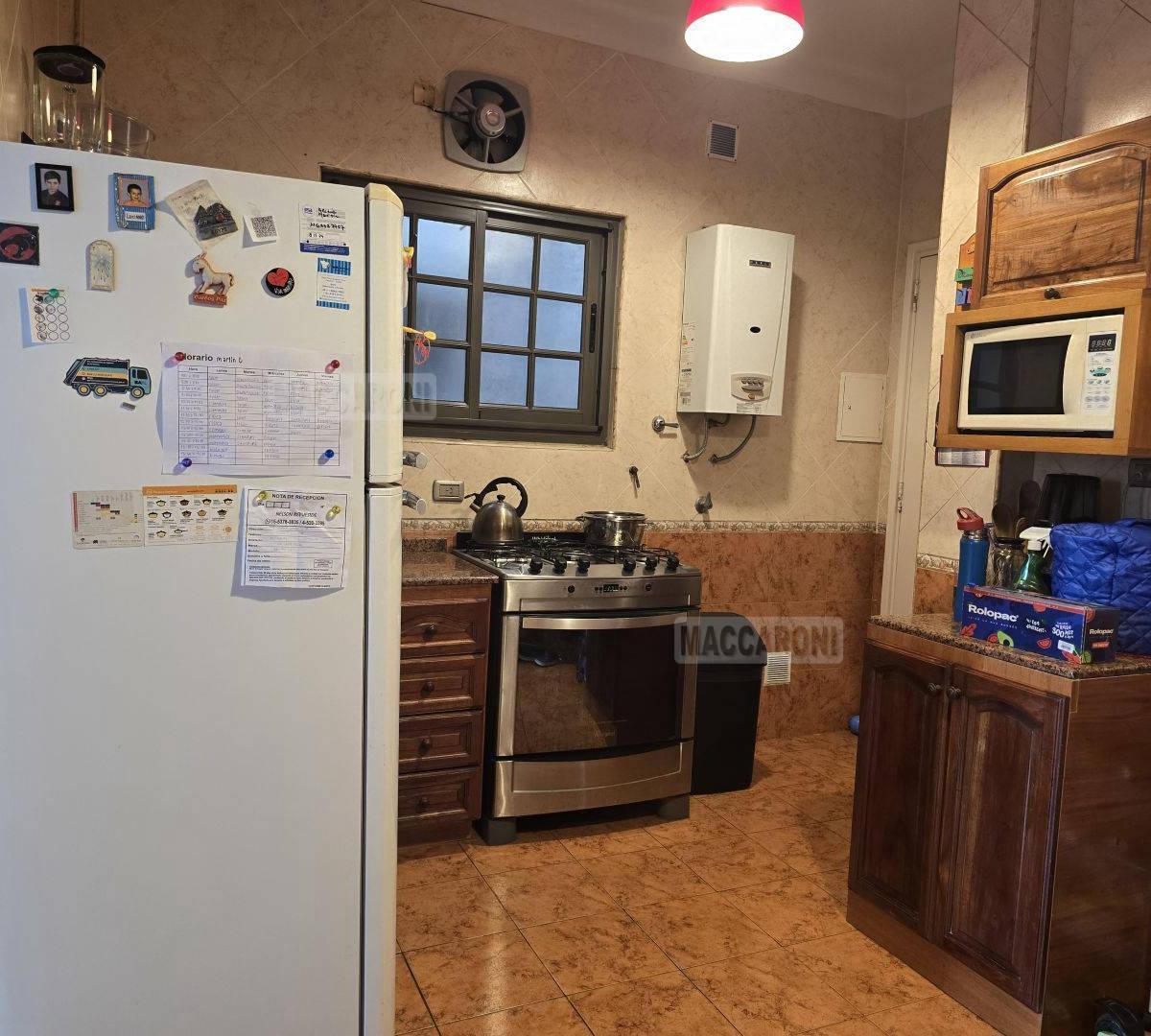 Foto de Departamento 3 ambientes. | AV RIVADAVIA al 8400, imagen 2