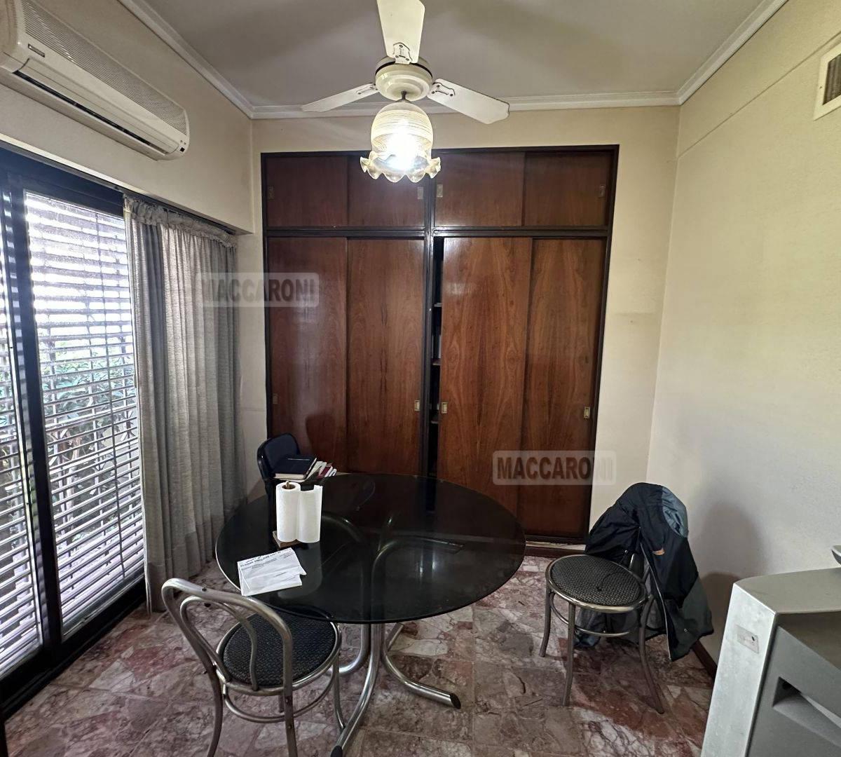 Casa 4 Ambientes. | Eduardo Madero Al 500 5