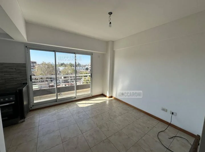 Departamento 2 ambientes. | AV RIVADAVIA al 10500 3