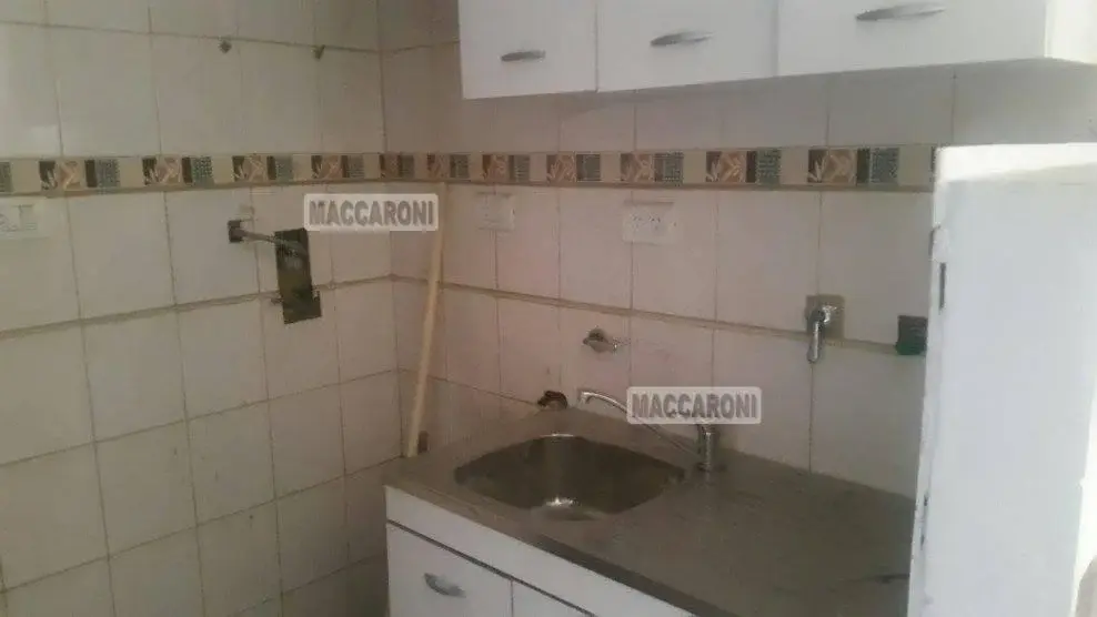 Local . | AV GAONA al 4400 5