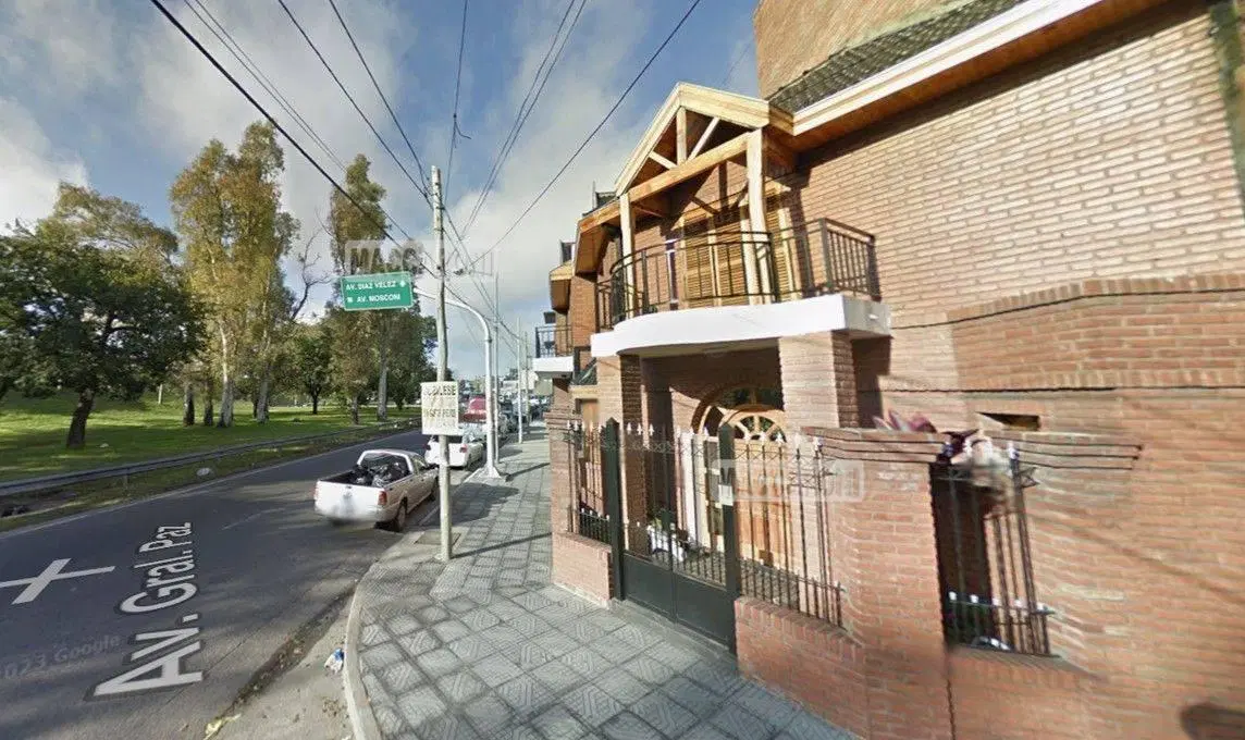 Casa 5 ambientes. | AV GENERAL PAZ al 1300 5