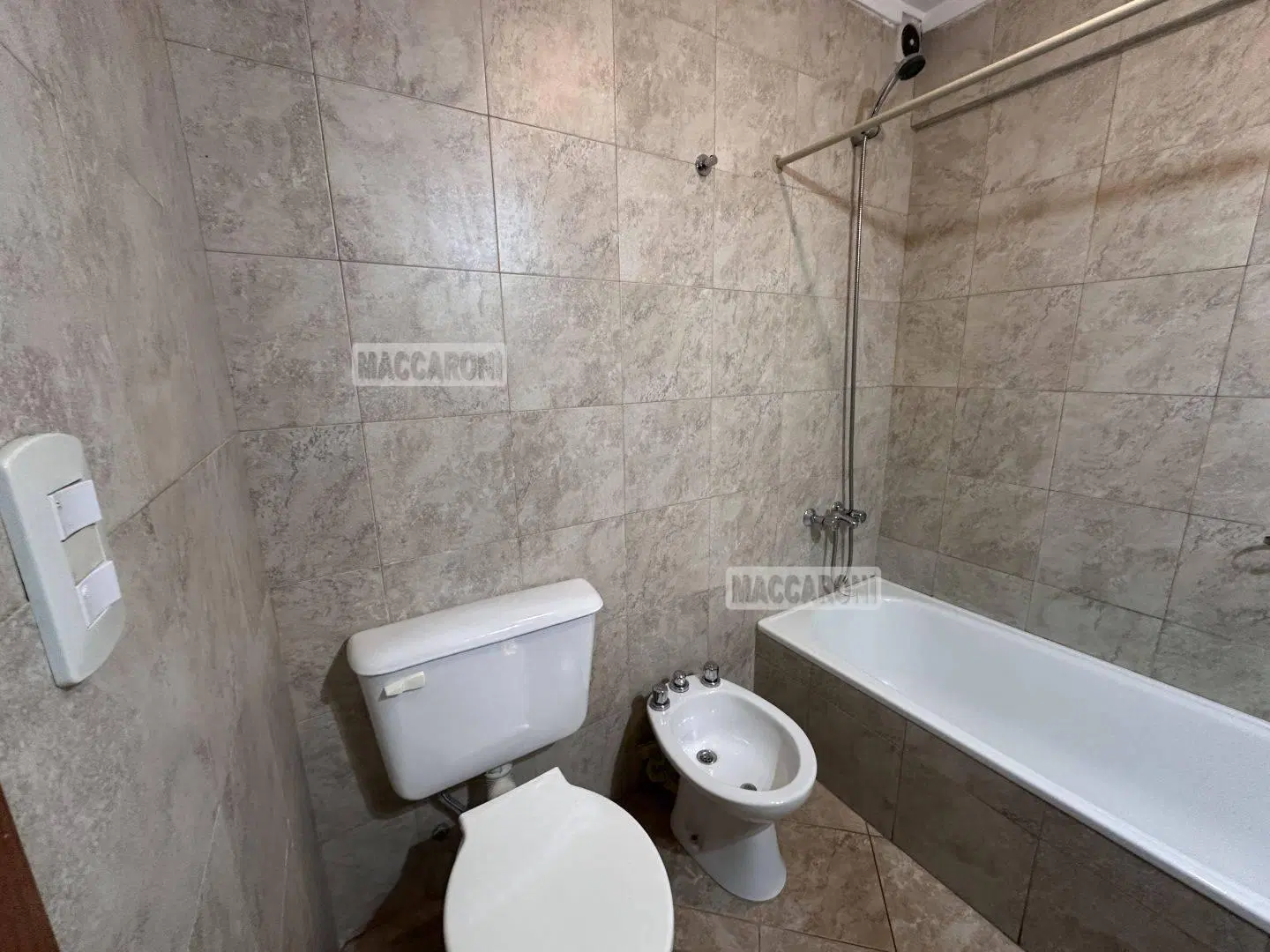 Departamento 2 ambientes. | ARAUJO al 900 8