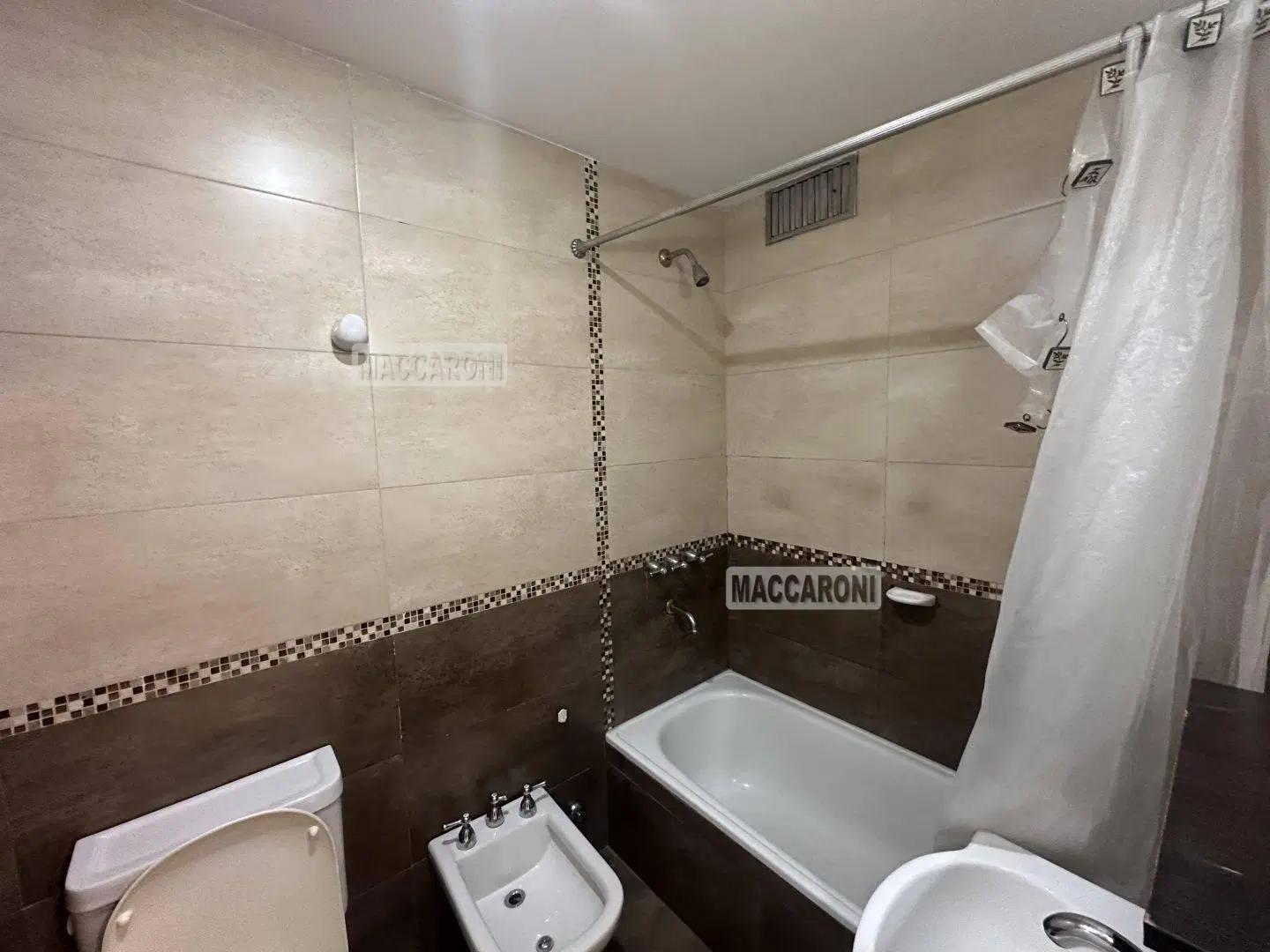 Departamento 2 ambientes. | CARHUE al 1300 8