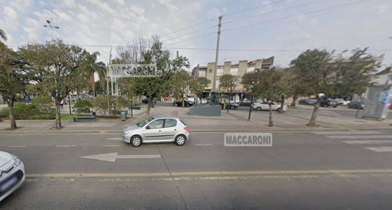 Foto de Local . | AV VILLEGAS al 975/00, imagen 1