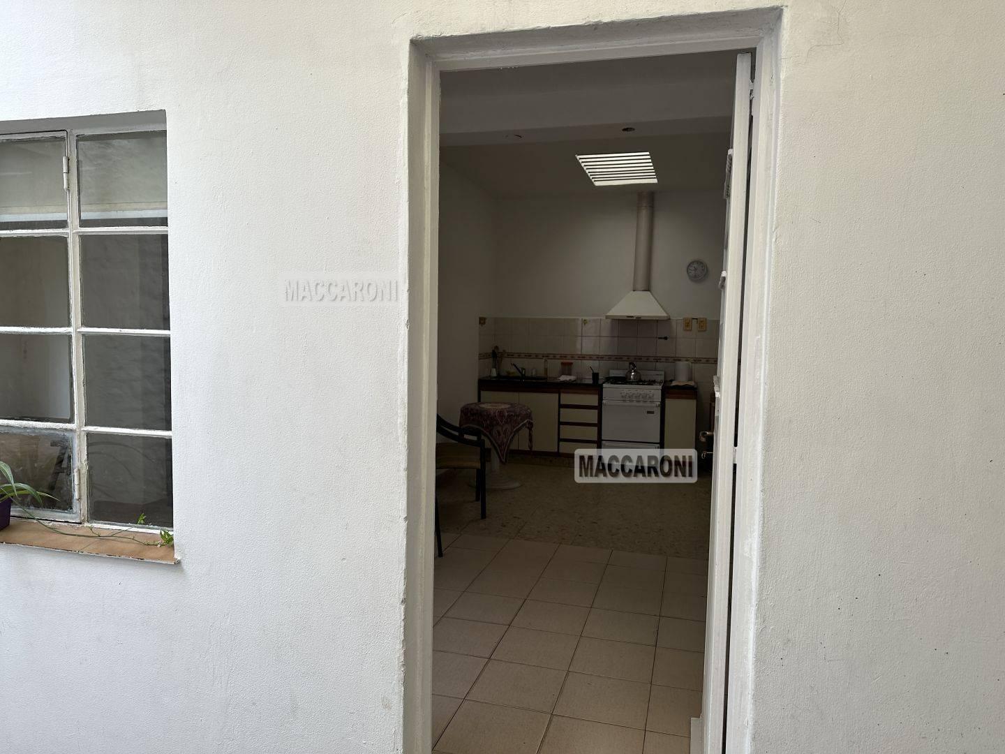 Foto de Galpón . | JOSE LEON SUAREZ al 2500, imagen 1