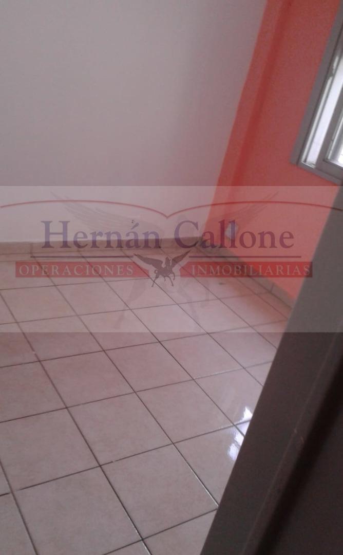 Foto de EXCELENTE DEPARTAMENTO 2 AMBIENTES EN PLANTA BAJA CON PATIO, imagen 5