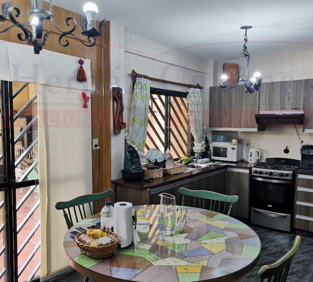 EXCELENTE CASA EN VENTA EN LOMAS DEL MIRADOR