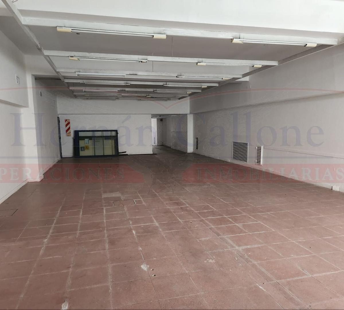 Local de 535 m² Excelente Ubicación en San Nicolás 2
