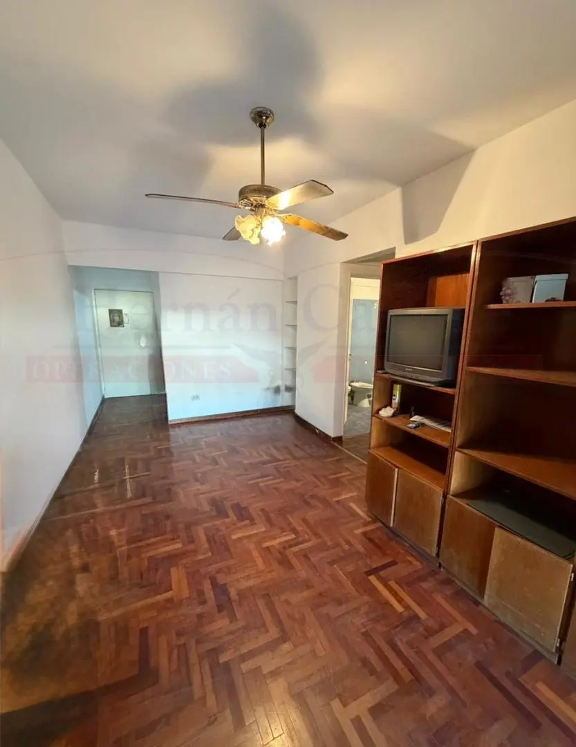 MUY BUEN DEPARTAMENTO 2 AMBIENTES CON BALCÓN EN RAMOS MEJÍA 4