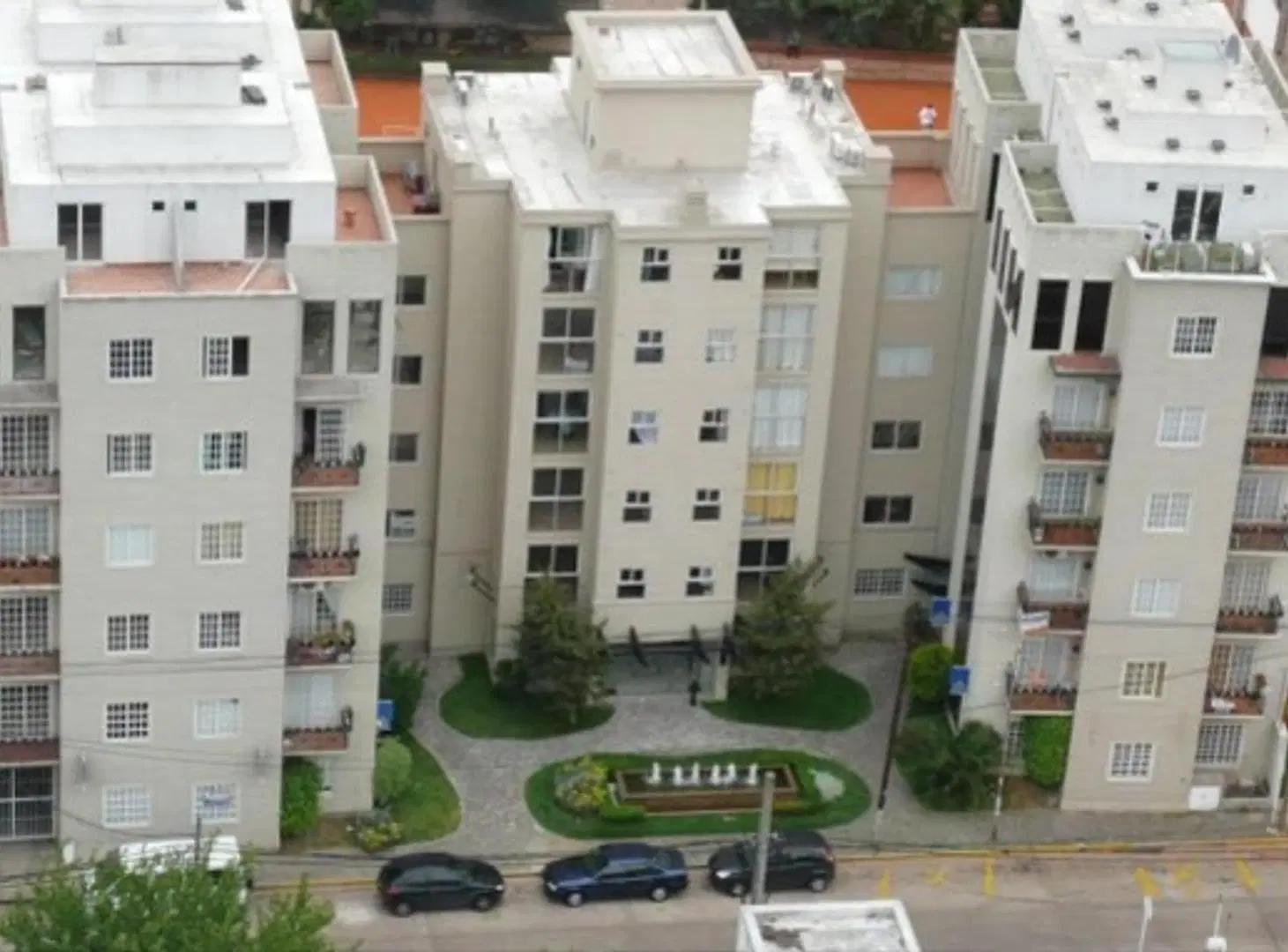 DEPTO 2 AMB EN 3º PISO, CONTRAFRENTE EN RAMOS MEJÍA 2