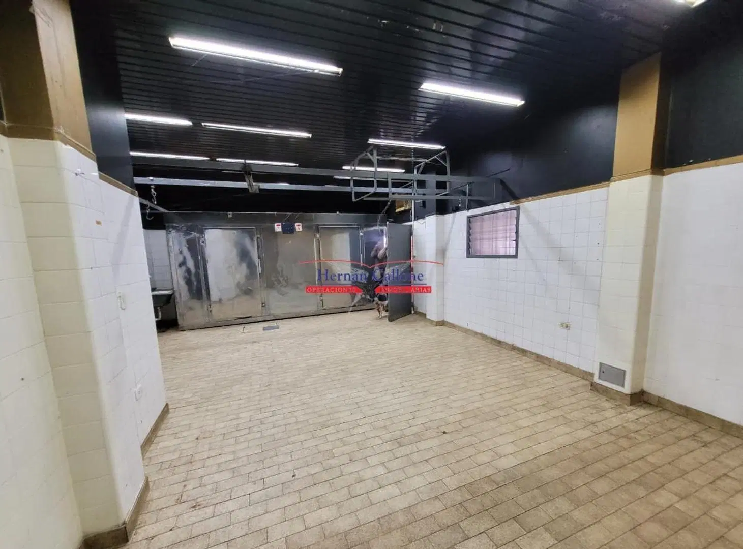 EXCELENTE LOCAL DE 55 M² A 3 CUADRAS DE AV. GRAL. PAZ 3