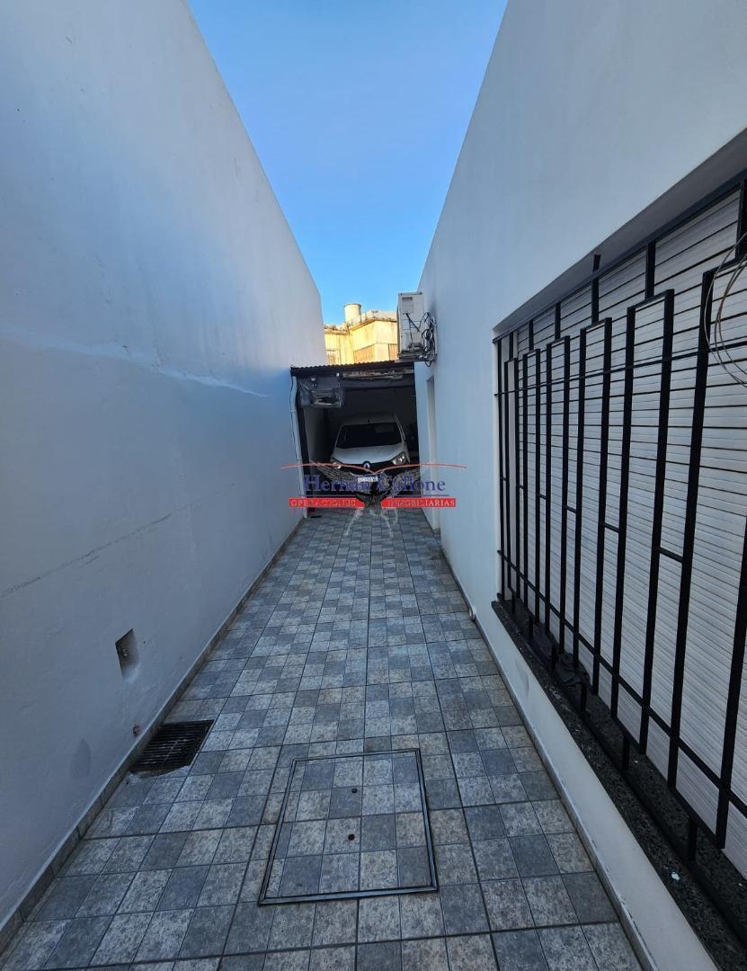 Foto de CASA 3 AMBIENTES CON COCHERA Y PATIO, imagen 3