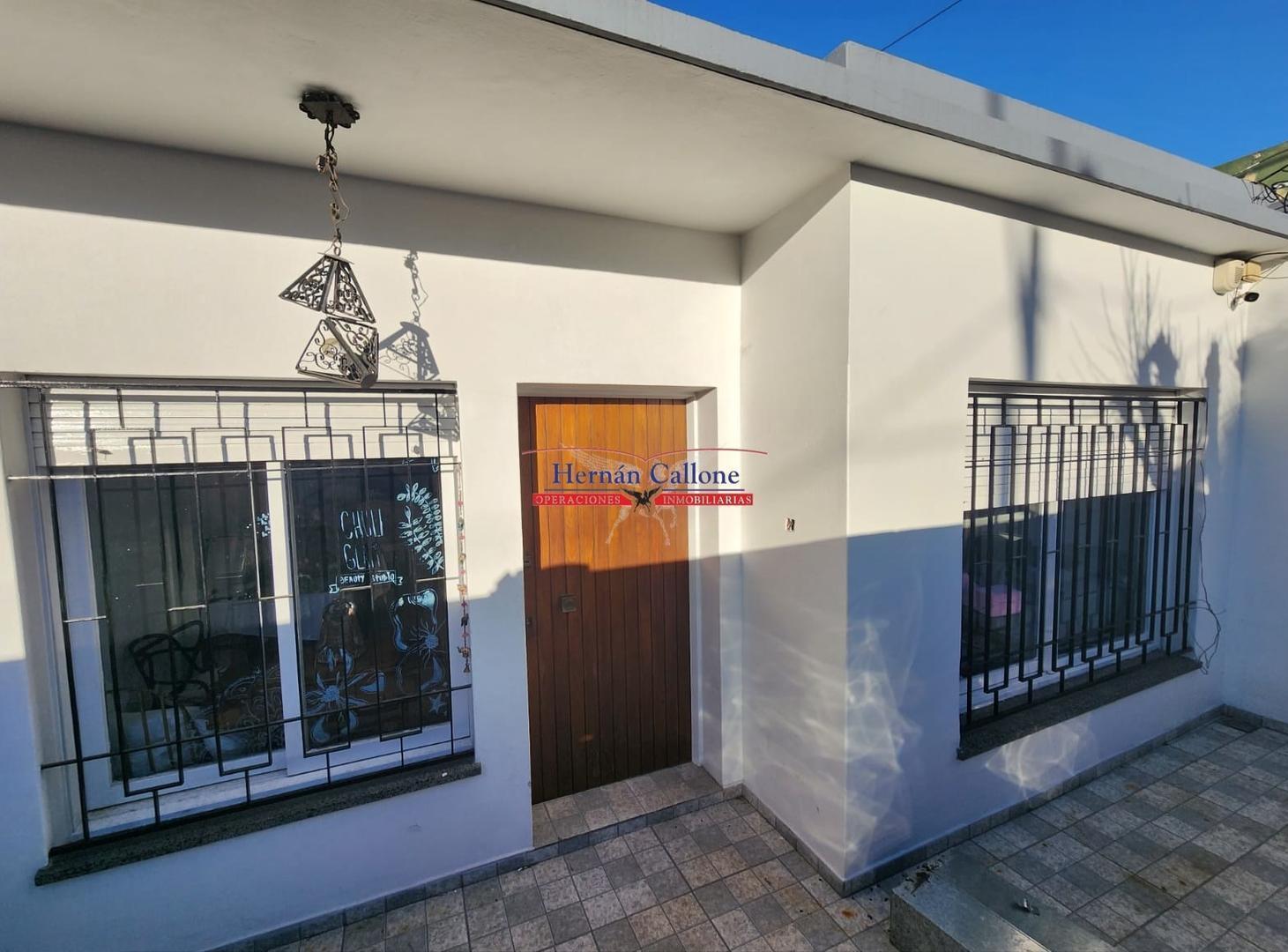 Foto de CASA 3 AMBIENTES CON COCHERA Y PATIO, imagen 1