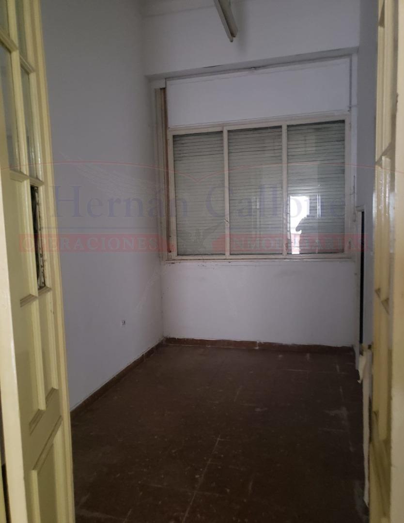Foto de GALPÓN EN BUEN ESTADO DE 680 M2 EN CABA, imagen 2