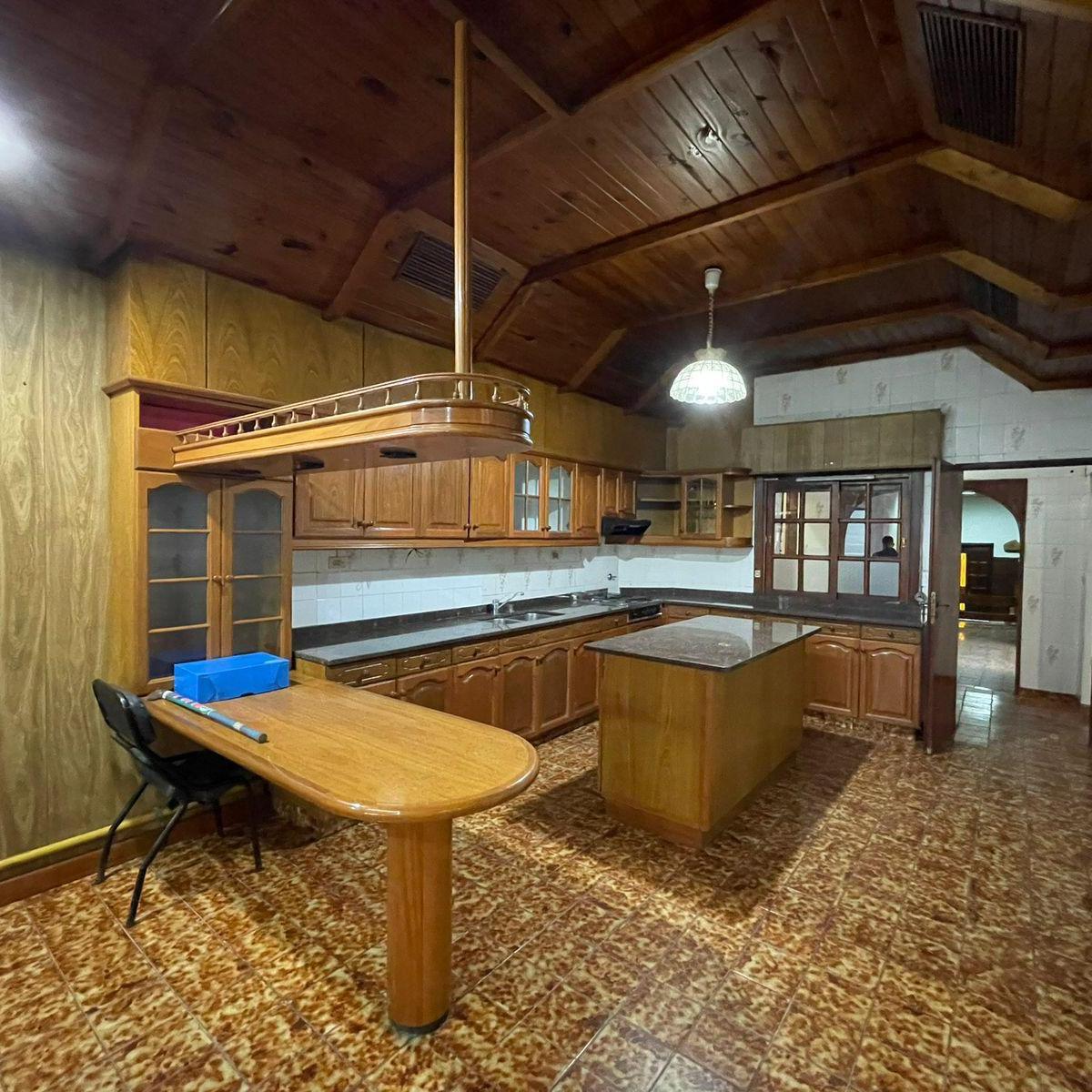 Flores Venta Casa / Lote 8 Amb. Garaje Pileta Patio 1