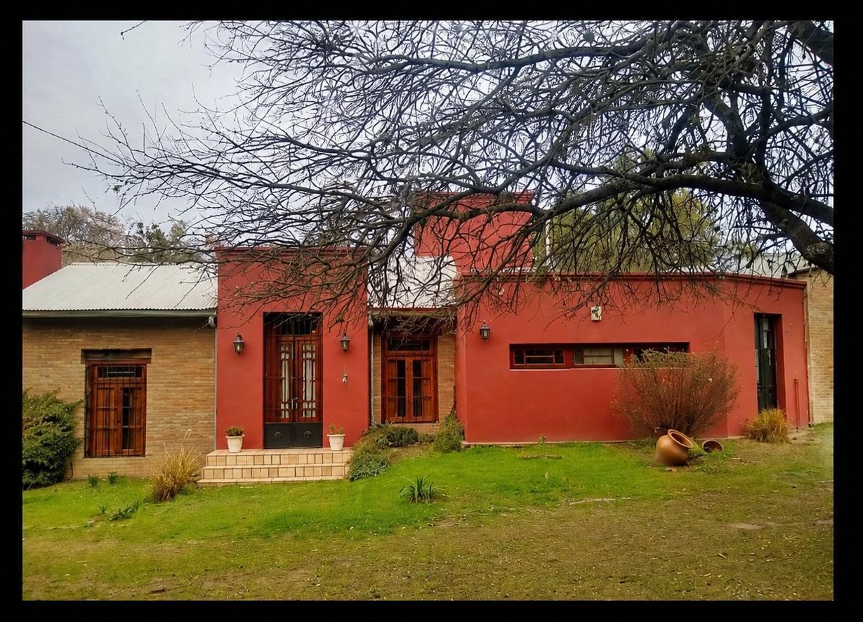 Casa en planta baja, 2 dormitorios y quincho. Saldan, Córdoba,