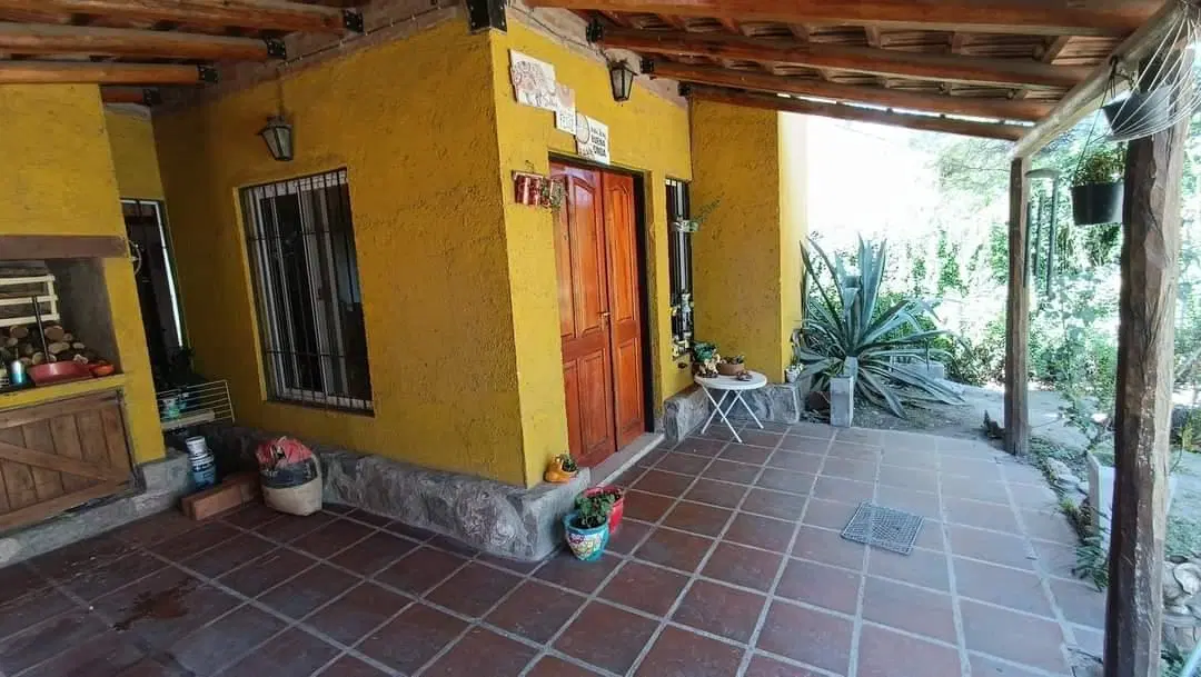 Casa dos dormitorios en Unquillo 4